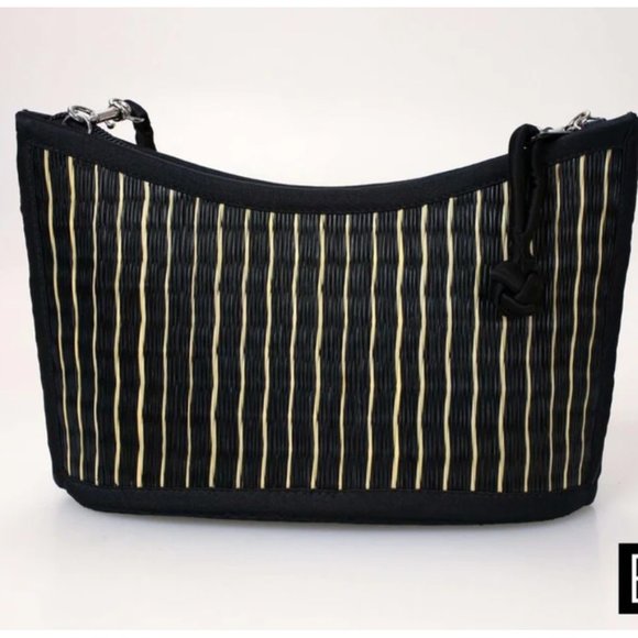 Handmade woven purse Small "Kim Ang" (by Ethical Women-ran Cambodian Org) - Picture 2 of 10